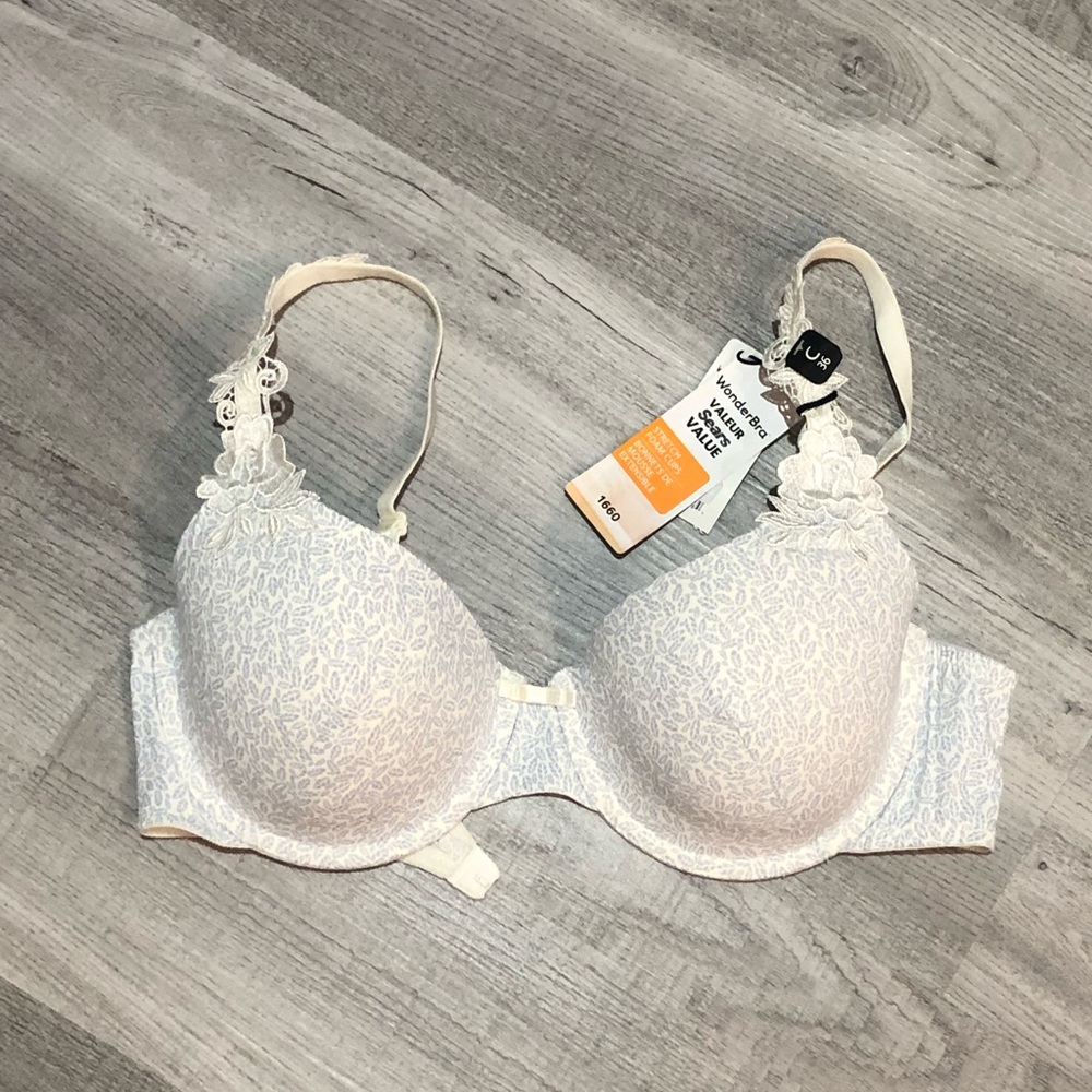 NWT WonderBra Blue Leaf Print with Lace